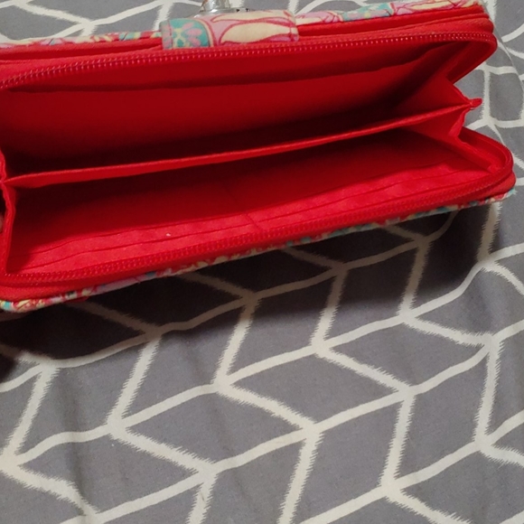 Wallet - Picture 3 of 3